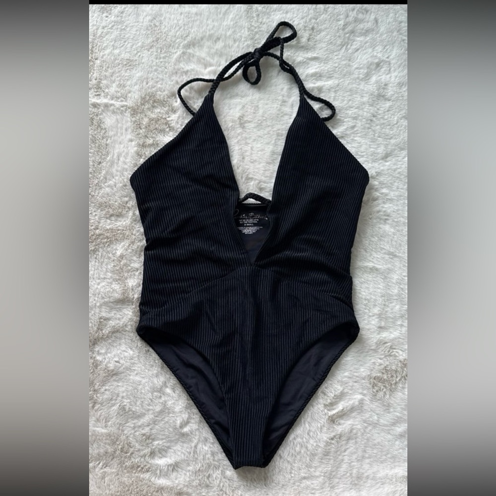 Frankie's Bikinis Black Textured Swimsuit XS NWOT